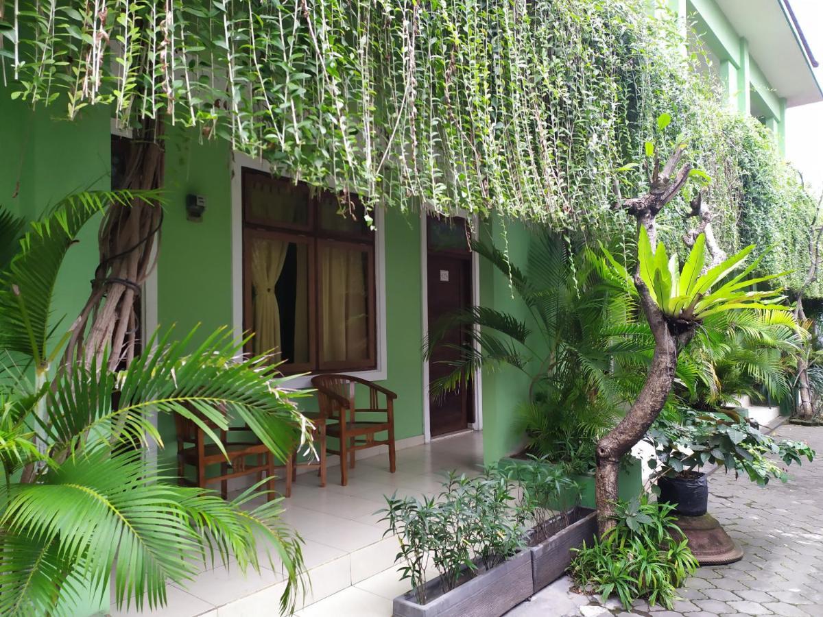 Purnama House Kuta Hotel Kuta  Exterior photo